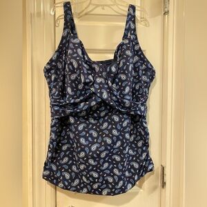 Lands End tankini underwire top, size 22W, EUC